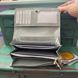 India Genuine Leather Organizer Wallet NWT